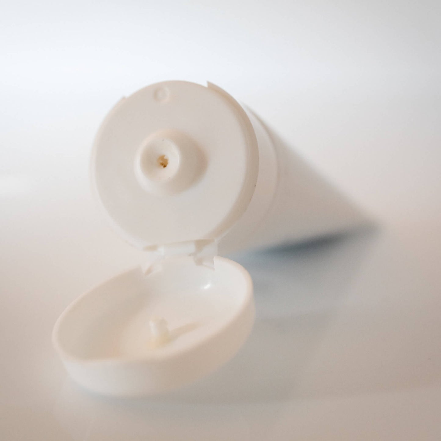EASETIC luxury-hand-cream